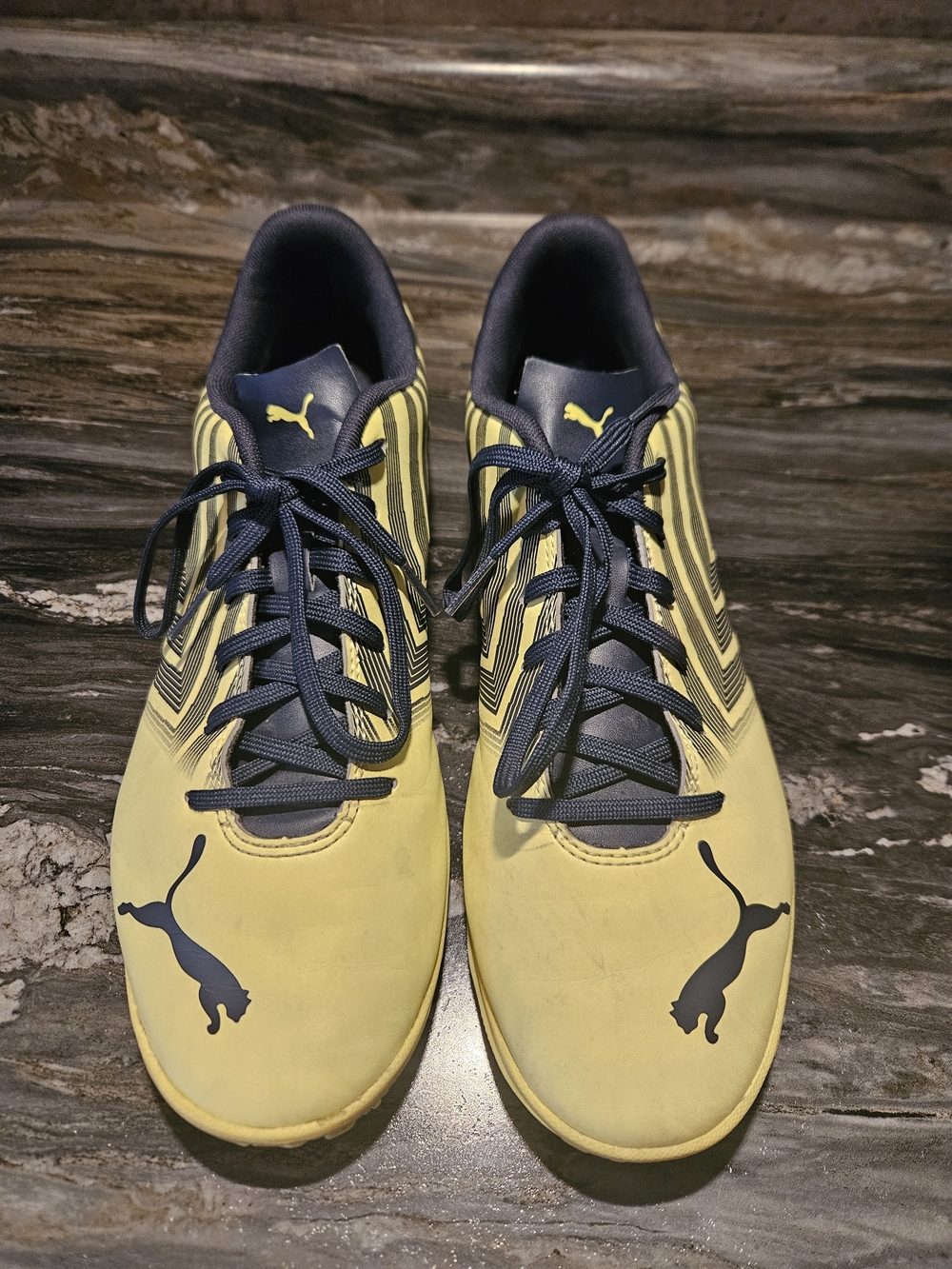 Puma Indoor Performance Soccer Shoes - Picture 2 of 9